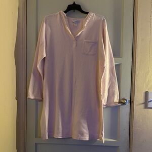 erika taylor Women's Light Pink Long-Sleeve Sleep Tunic Pajama Top